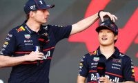 “絶対王者”フェルスタッペンとは「差があまりに大きい」　蘭識者が角田裕毅の現状に苦言「彼は無理をするからミスも起こる」