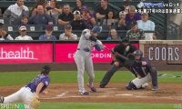 「軽く振っただけ」大谷翔平の衝撃27号に「詰まってるのに」「意味わからんw」 まさかの逆方向アーチにファン騒然