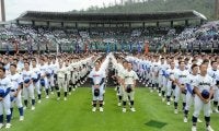 高校野球長野大会が開幕　71チームが堂々行進、熱戦始まる