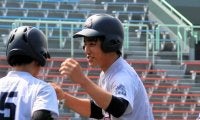 「深呼吸しろ」と後輩投手2人を笑顔でリード　長野高専・山科捕手