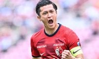 ｢刃牙な直通カッコ良すぎる…！｣J1鹿島DFの格闘漫画コラボ“バキ化”特製イラストに反響！｢ビジュよすぎだろw｣｢過去一くらいグッズ欲しい｣の声