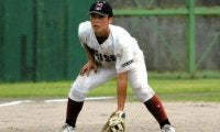 慣れない内野で好守　背番号2・明誠の酒井主将「いい試合できた」