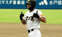 「プレーでチームを引っ張る」を表現した二塁打　水戸工・飯嶋主将