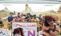 【東京女子】米国でワンミリ対決、山下実優勝利も伊藤麻希中指立て「イエーイ」で最後まで乱闘に