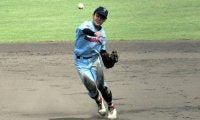 「捕れたはずの一球」は数センチ先　須磨学園・大本主将が磨いた守備