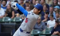 大谷翔平が「ボールを破壊した」　海に飛び込む衝撃32号…LA記者ぼう然「なんてこった！」