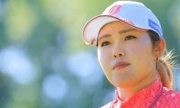 「これも外れるのかな…」古江彩佳は7打差後退も連覇へ我慢の一日