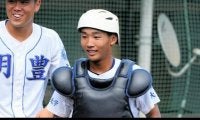 「肩があって元気があって」　5連覇ねらう明豊の1年生捕手が存在感