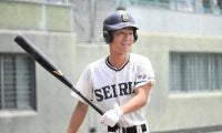 元バスケ部のジャンプ力でピンチ防ぐ　星林のムードメーカー森川選手