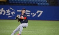 来年の全米ドラフト1位候補のアメリカ代表ショートに日本の野球ファンが熱狂！華麗な守備にSNSでも反響【日米大学野球選手権】