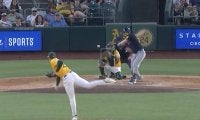 スピードガンぶっ壊れた？ “死神”がMLB最速167.5キロの剛速球「えげつない」 相手打者の目の前を“爆速通過”「怖すぎる…」