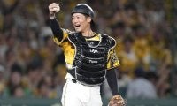 藤川阪神、圧巻投手陣を支える「扇の要」が話題　驚異の1.95　絶大な信頼を寄せられる司令塔　「FAで出ていかなくて、本当に良かった」