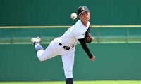 日本文理の小網太陽投手が2番手で登板　直球で攻めの投球を見せる