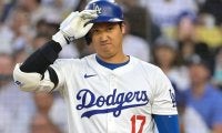 大谷翔平に“乗り移った”!?　咄嗟の行動、SNSで浮上した有名日本人「癒されました」