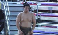 17歳力士、あまり見たことない“美しすぎるおじぎ”にファンうっとり… 所属部屋には“おじぎ界の横綱”も 師匠は元魁皇の浅香山親方
