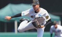 「イメージとしては日本ハムの達に似ている」球界OBが絶賛する藤川阪神の＂隠し玉＂　11奪三振も話題　19歳右腕に「秘密兵器になる可能性がある」