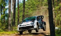 WRCエストニア：トヨタのオリバー・ソルベルグが鮮烈なパフォーマンスでトップに