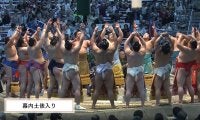 「化粧まわしヤバっ」「二度見しちゃう」人気力士の土俵入りにファン驚き 「めっちゃ高そう」「かっこよすぎ」