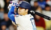 大谷翔平、4戦ぶりの33号2ラン！後半戦最初の一発は打球速度183キロ・飛距離137メートルの特大アーチ　ナ・リーグトップタイの一発に本拠地大熱狂