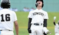 マウンドでは冷静、一塁では絶叫　完投で決勝打の青森北・神騎士選手