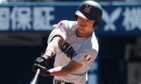 選抜王者の横浜、9回2死から逆転サヨナラ　敗退危機も…劇的決着で4強入り、主将阿部が決める