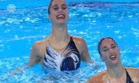 双子に勝った三つ子の2人 世界水泳AS、女子デュエットを制したオーストラリアペアの息ぴったり演技