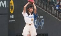 「天使すぎる」18歳アイドルが“再降臨”　フリフリきつねも…X興奮「きたあぁぁぁ」