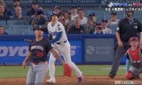 大谷翔平、“規格外”36号で被弾した剛腕守護神が“呆然” 被本塁打「0」も161キロ打ち返され一歩も動けず棒立ちに