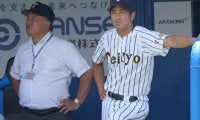 崩れ落ちる先発投手を掴んで立たせ…敗れて胸張る帝京の主将、届かなかった14年ぶり聖地