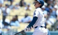 「オオタニは地球上で最高の選手だ！」大谷翔平、5戦連発37号、前日から15時間後の”快挙”に全米からも困惑の声　「一体、何時間寝ているの？」