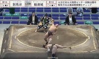 「何だ今のは？」力士2人が突然“スゴイ”動き 土俵際のアクロバティックショーに館内騒然