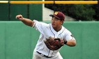 チーム初の決勝かなわず　笑顔で声掛けした東筑紫学園・九木田禅選手