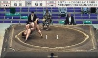 力士の顔が… 土俵に“強打”でスゴイ音 立ち上がった姿に「だいじょぶかよ」驚きと心配の声 「漢の負け方」勝利への執念に感嘆も