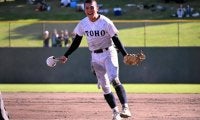 満塁ピンチに得意の直球で併殺　東邦・久田泰心投手、「満点」の完封