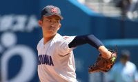 横浜の2年生右腕・織田が150キロ連発！決勝に導く好救援で悲願達成まであと一つ！【神奈川】