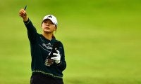「思いとゴルフが噛み合っていない」 グリーン上で“ブレーキ”の渋野日向子は伸ばせず