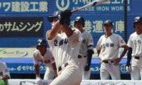 顔面死球のあとに右中間へ弾丸打球！市船橋の超高校級捕手が逆転サヨナラに導く長打【千葉】