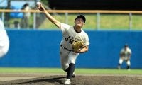 高知大会初先発の高知中央・堅田徠可投手　150キロ台の直球で躍動