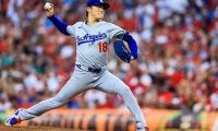 山本由伸に9勝目の権利　7回1失点…9K好投で後半戦“初白星”へ、大谷翔平の適時打に笑顔も