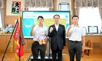 「叡明の強みは一体感」主将ら埼玉県庁を訪問、甲子園での活躍誓う