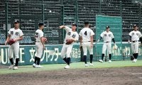「落ち着いて、楽しく」　西日本短大付の選手たち　甲子園で練習
