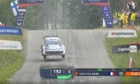 時速192キロで驚異の飛距離！ 世界最速ラリーカー、特大ジャンプで“パーツが取れた”…WRCならではの“異次元光景”