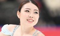 「夏っぽくて素敵」復活期待のフィギュア女王、透明感際立つ夏の装いに反響「爽やか、可愛い」「眩しすぎます」