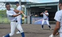綾羽の選手たちが高知中央を想定し練習　きょう初戦、夏の甲子園