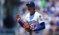 大谷翔平、審判から指摘受ける場面　打者とタイミング合わず…切り替え三振奪う