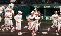 夏の甲子園　広陵が３年連続の夏初戦突破　逆転で旭川志峯を下す　大会史上最も遅い開始のゲームで底力を発揮