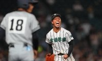【甲子園】津田学園・桑山「最後は気持ちで恩返し」138球力投で延長サヨナラ　監督にBD勝利