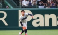 横浜が再三の好守で27年ぶりの偉業へ好発進！指揮官は「日本一の守備が守っている」と厚い信頼寄せる【25年夏甲子園】