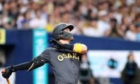 阪神・佐藤輝　セパ最速３０号「一つの目標だったので、うれしい」　チーム日本選手で掛布以来４３年ぶり　