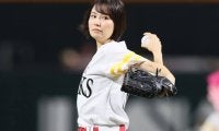 福岡のショートボブ美女が「勝利の女神になれましたね」豪快フォームで“驚愕”の球速披露「マジ100キロ投球を目指さない？」